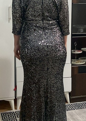 Siyah Parlak Yılan Desenli Uzun Abiye Elbise - Görsel 3