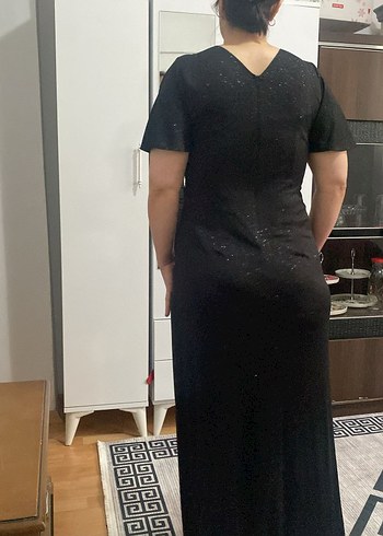 Siyah Drapeli Uzun V Yaka Abiye Elbise - Görsel 4