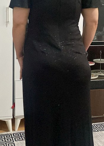 Siyah Drapeli Uzun V Yaka Abiye Elbise - Görsel 3