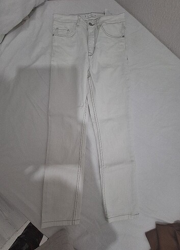 34 Beden Mango beyaz jean