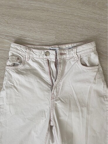 36 Beden beyaz Renk Bershka Beyaz Pantolon