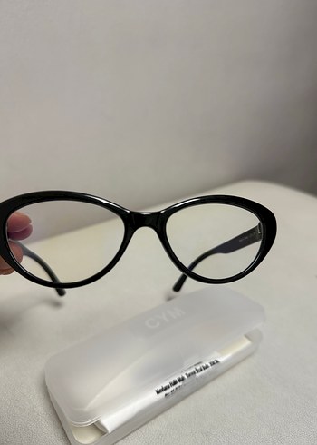 Siyah Parlak Minimalist Kadın Gözlüğü - Görsel 2