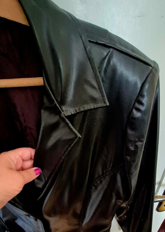 Özel dikim ( fabrikasyon değil ) Suni Deri Siyah ceket  - Görsel 3