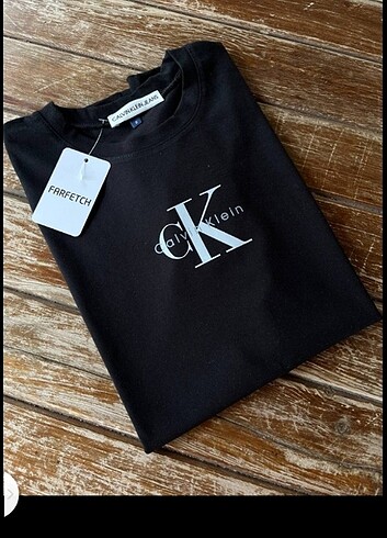CALVİN KLEİN TSHİRT 