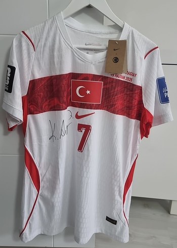 Nike Turkiye Milli Takimi Formasi