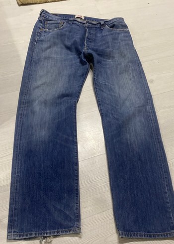 Levis 501 Düğmeli Fermuar W36 Doğal Yıpranmış Paça 2019 Orijinal - Görsel 4