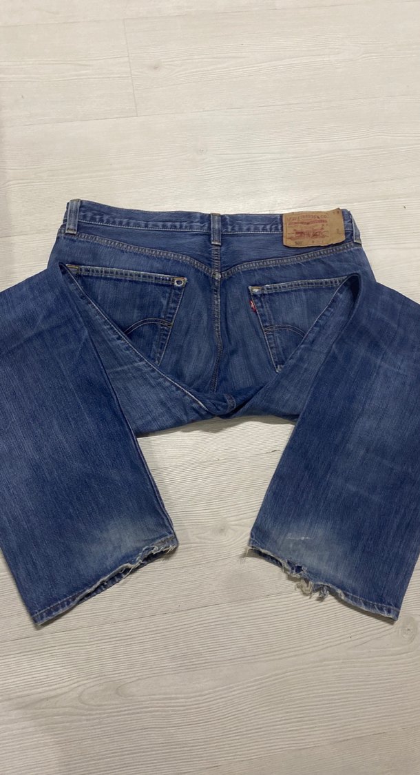 Levis 501 Düğmeli Fermuar W36 Doğal Yıpranmış Paça 2019 Orijinal - Görsel 5