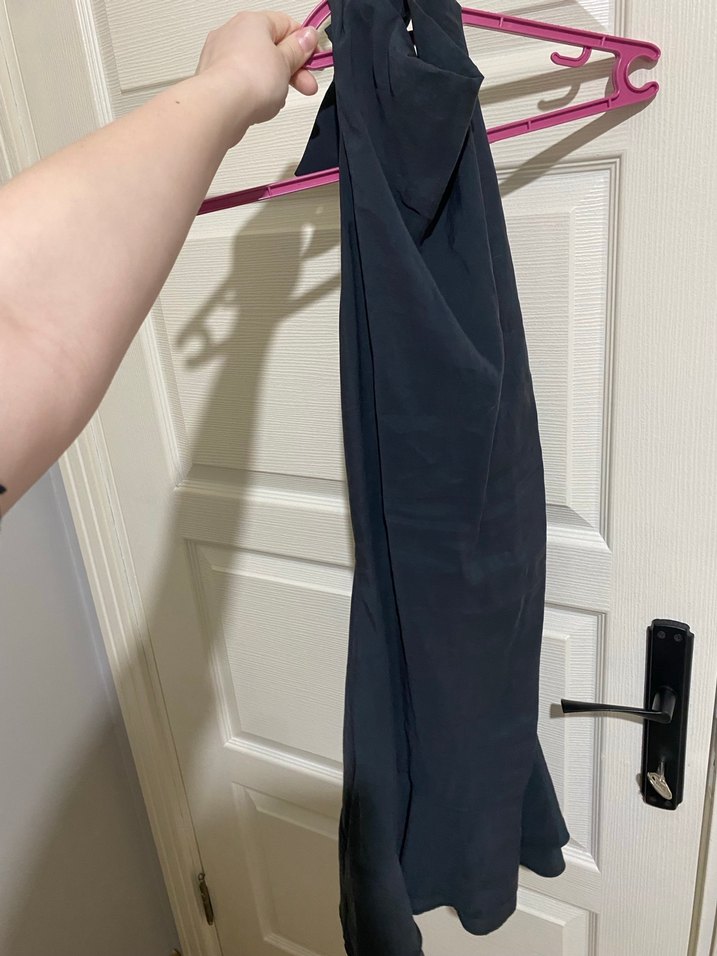 Siyah Drapeli Mini Kolsuz Elbise - Görsel 2