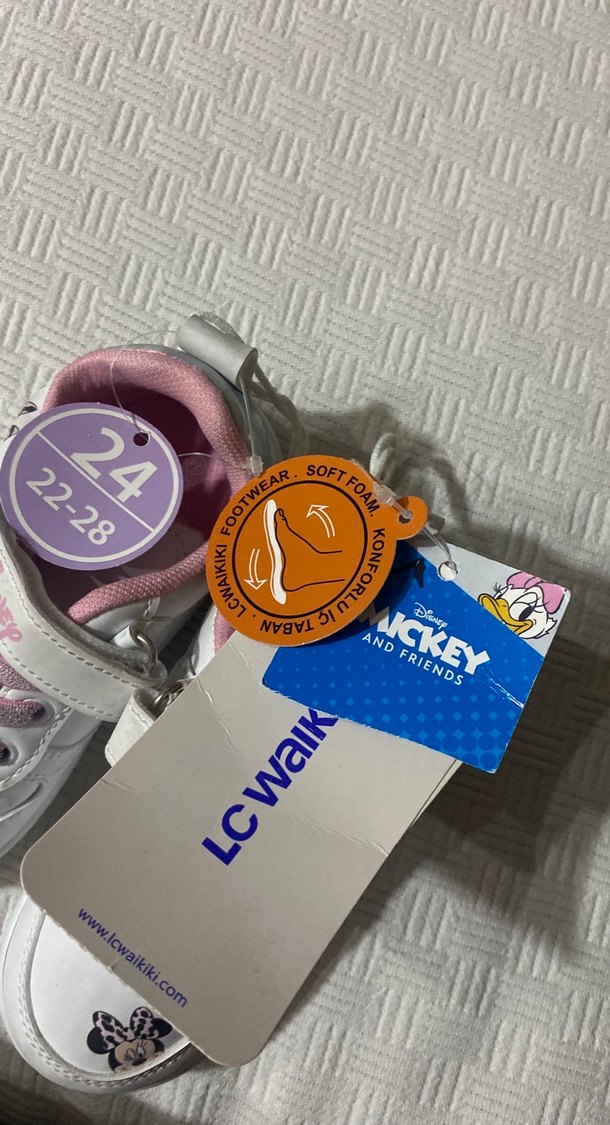 LCW STEPS Minnie Mouse Baskılı Beyaz Kız Spor Ayakkabı - Görsel 5