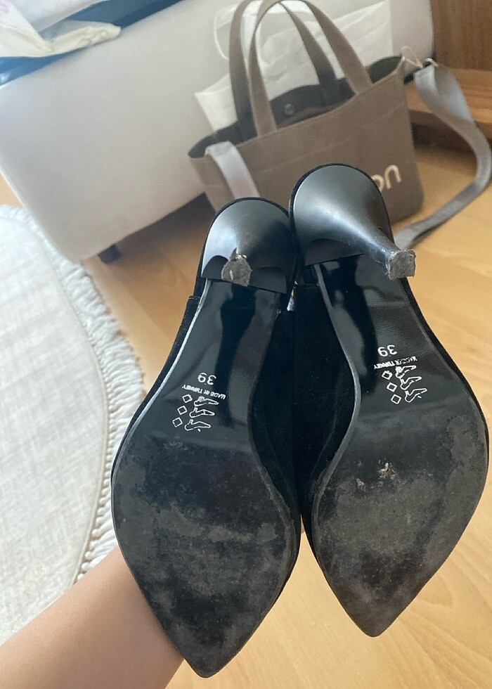 İnce topuklu ayakkabı - Görsel 3