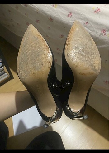 Tokalı Siyah Deri Stiletto Topuklu Bot - Görsel 3