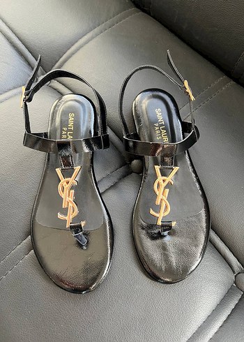 Yves Saint Laurent Sandalet