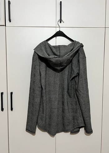 Gri Kapüşonlu Örgü Erkek Hırka - Görsel 2