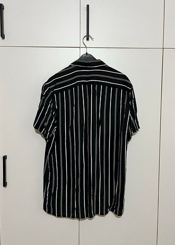 Düğmeli Siyah Çizgili Keten Erkek Gömlek - Görsel 2