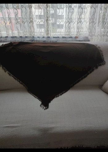 Kahverengi Püsküllü Kadın Şal - Görsel 4