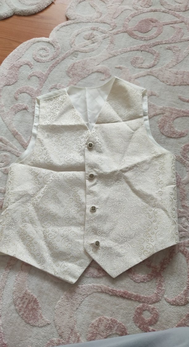 erkek Çocuk Beyaz Düğmeli Yelek - Görsel 4