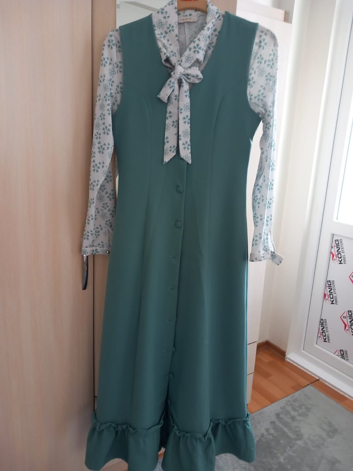 Düğmeli Turkuaz Uzun Elbise - Görsel 2