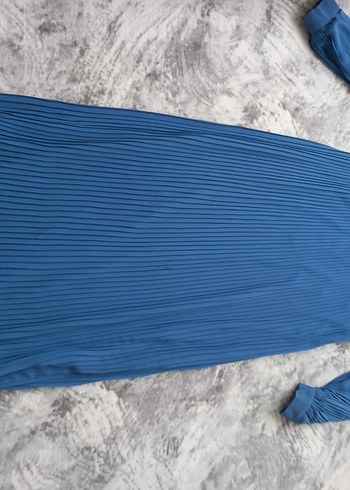 Uzun Kollu Mavi Pilili Uzun Elbise - Görsel 9