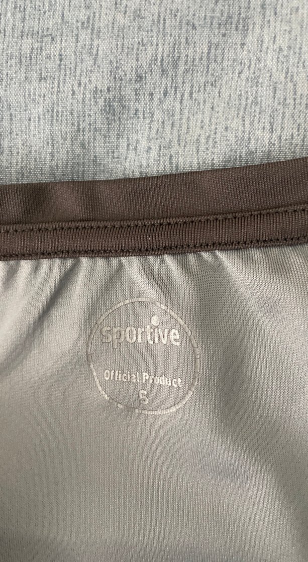 V Yakalı Kısa Kollu Bej Atlet Tişört - Görsel 2