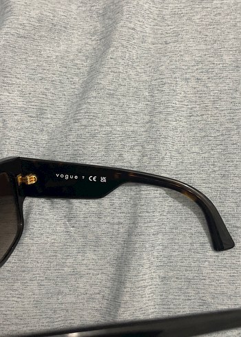 Vogue Klasik Kadın Güneş Gözlüğü - Görsel 6