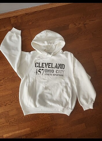 Bershka Kapüşonlu Sweatshirt