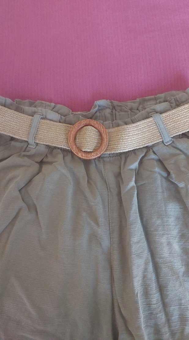 Kadın Haki renk Keten Kemerli Mini Şort - Görsel 2
