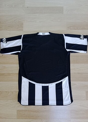Diğer Beşiktaş 2008-09 Sezonu Forması