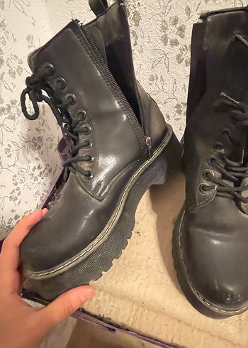 Siyah Bağcıklı Bor - Görsel 5