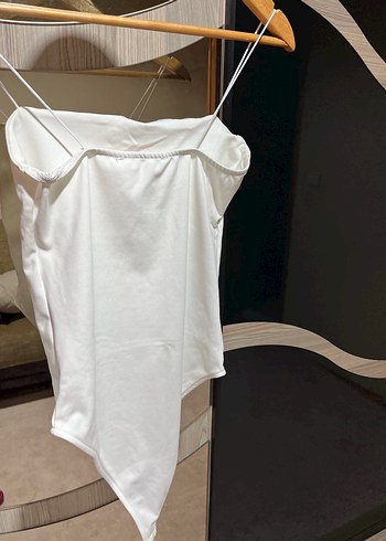 Quzu Beyaz askılı body - Görsel 2