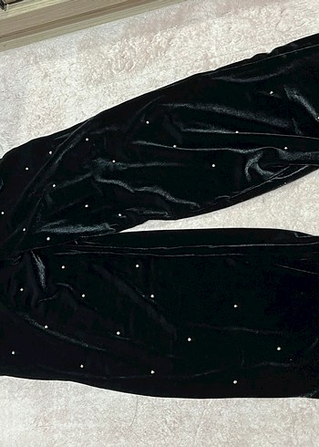 Kadın Siyah kadife Kumaş Pantolon boncuklu - Görsel 2