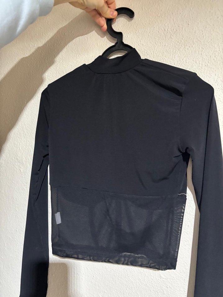 Siyah Yüksek Yakalı Uzun Kollu Bluz - Görsel 2