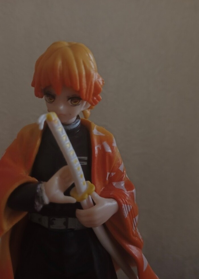 Demon Slayer Zenitsu aksiyon figürü - Görsel 2