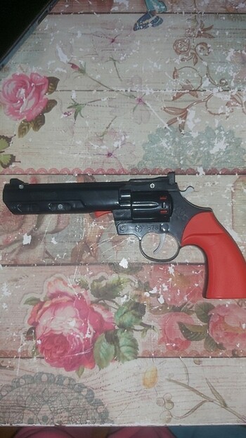  MANTARLI OYUNCAK SİLAHLAR
