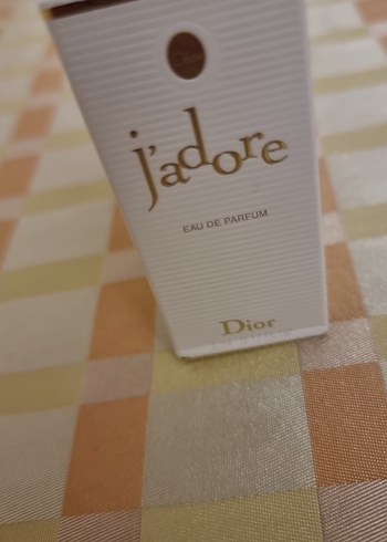 Dior J'adore Kadın Parfümü 5ml