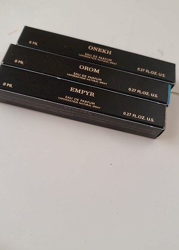 Empyr, Orom ve Onekh Kadın Parfüm Seti 8 ml unisexdir.