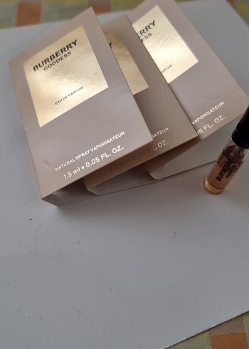 Burberry Burberry Goddess Kadın Parfümü 1.5 ml
