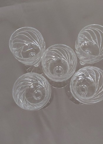 Beyaz Desenli Kristal Kadehler - Görsel 2