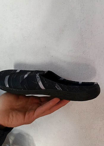 Erkek Siyah Bantlı Ev Terliği - Görsel 3