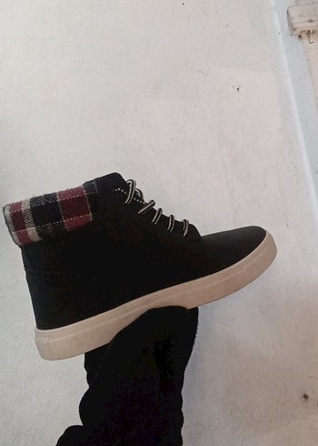 Siyah Bağcıklı Sokak Tarzı Erkek Botu - Görsel 5