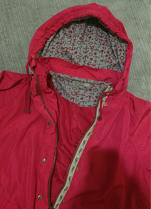 Yağmurluk pembe