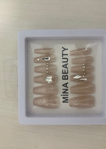 Bej Parlak Taşlı Tırnak Süsü - Görsel 2