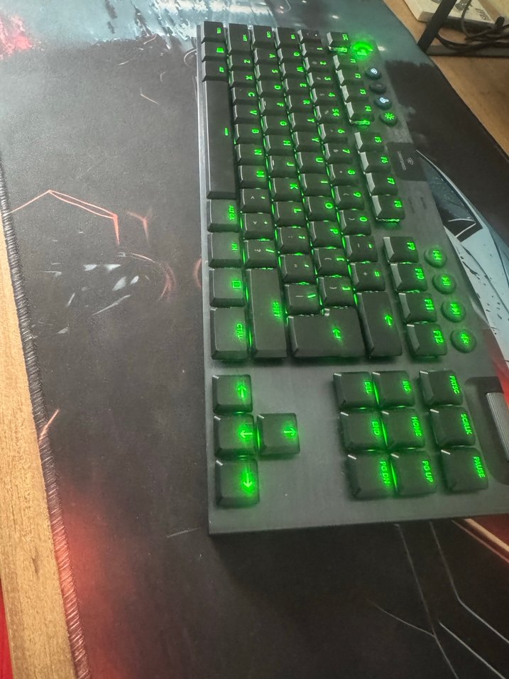 Logitech G915 TKL - Görsel 3