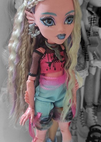 Beden Renk Monster high lagoona g3