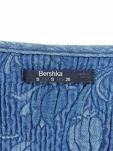 s Beden mavi Renk Bershka Blazer %70 İndirimli.