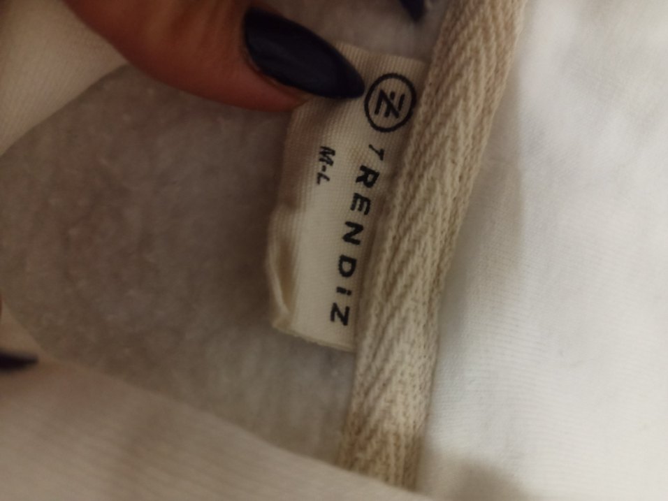 Beyaz Kapüşonlu Kadın Sweatshirt - Görsel 2