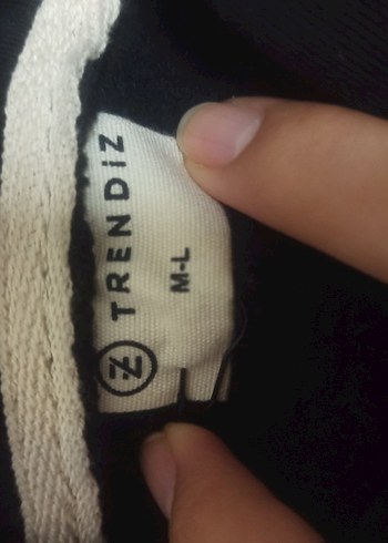 Kadın Siyah Kapüşonlu Sweatshirt - Görsel 3