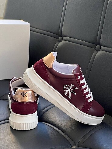 37 Beden Calvin Klein Yeni Sezon