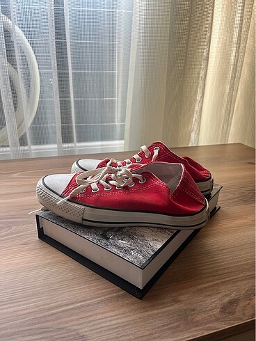 37 Beden Converse kırmızı
