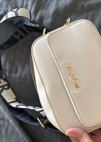 Beden beyaz Renk Tommy Hilfiger Beyaz Deri Kadın Çapraz Çanta