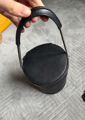 Mango Siyah Deri Fermuarlı Kadın Çantası - Görsel 5